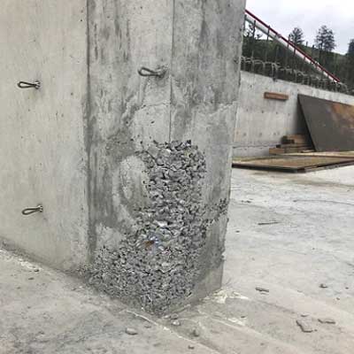 عدم تراکم مناسب بتن