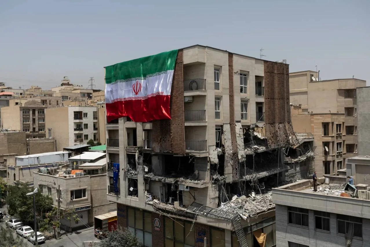 بازسازی ساختمان‌های تخریب‌شده در جنگ